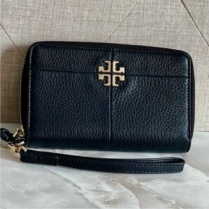 Tory Burch black soft leather wristlet wallet